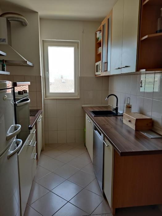טרוגיר Deep Blue Apartment מראה חיצוני תמונה