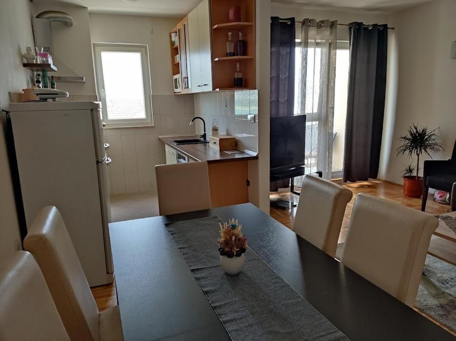 טרוגיר Deep Blue Apartment מראה חיצוני תמונה